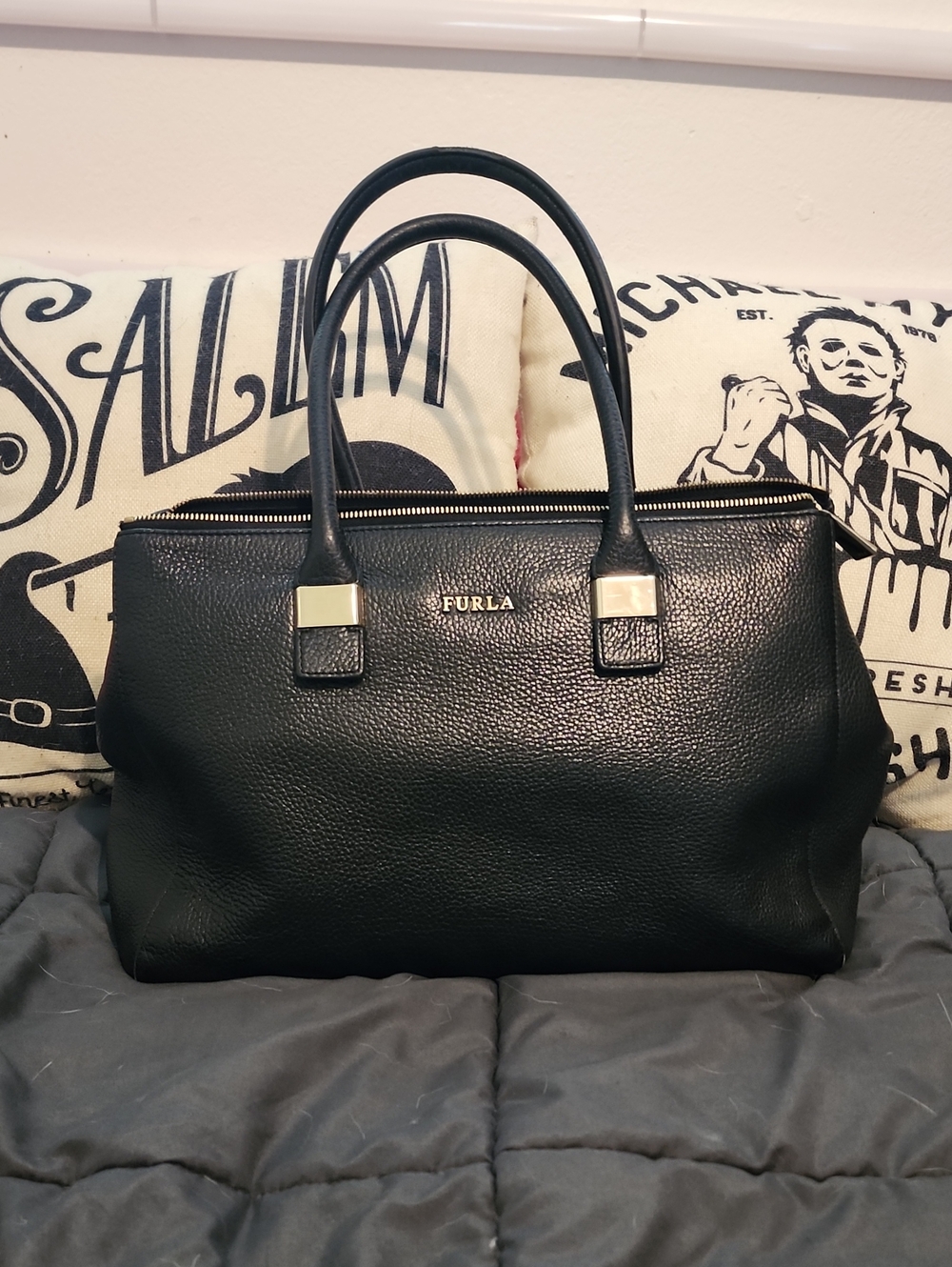 Authentic Furla Black Pebbled  Leather Structured Tote 🛍️